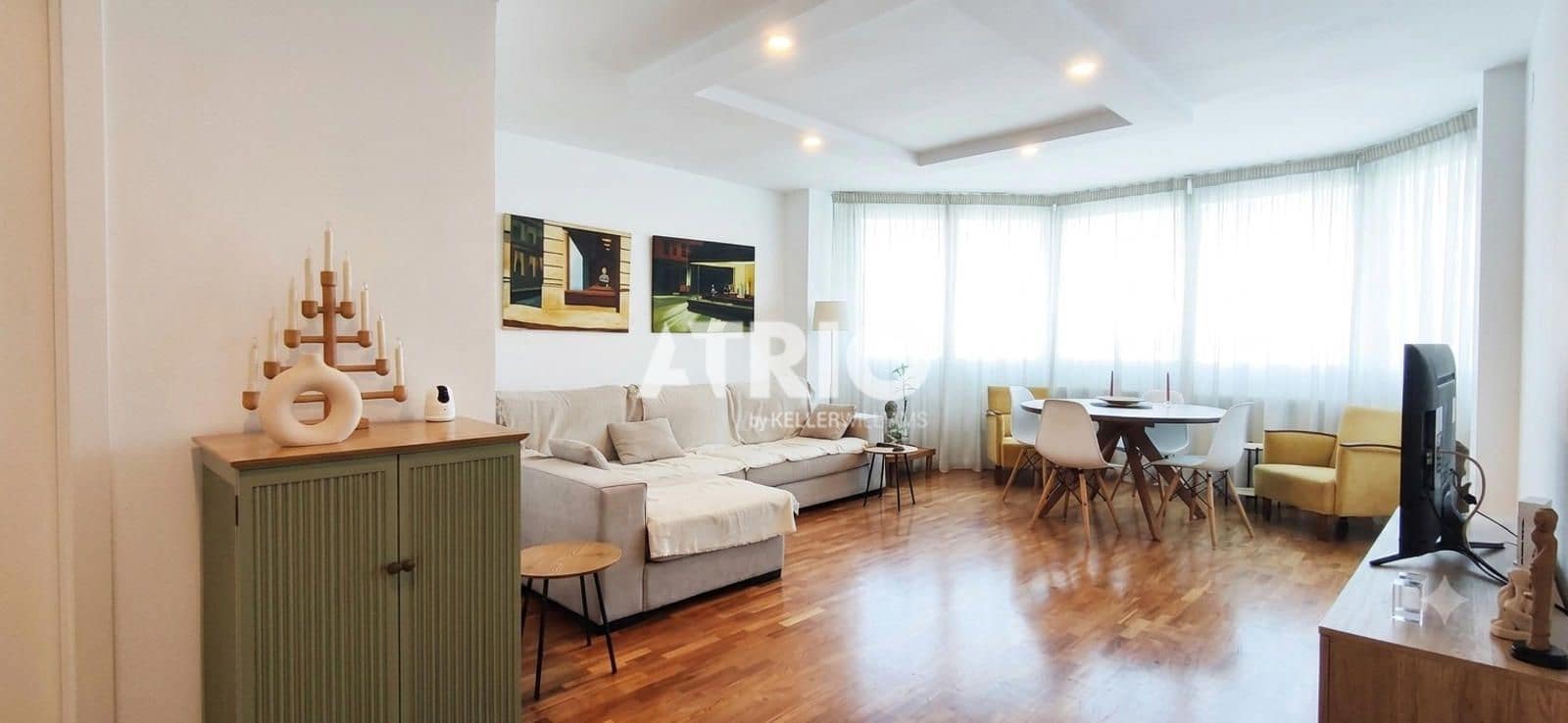 4 bedroom Flat for sale in Palma de Mallorca - € 540,000 (Ref: 9989393)