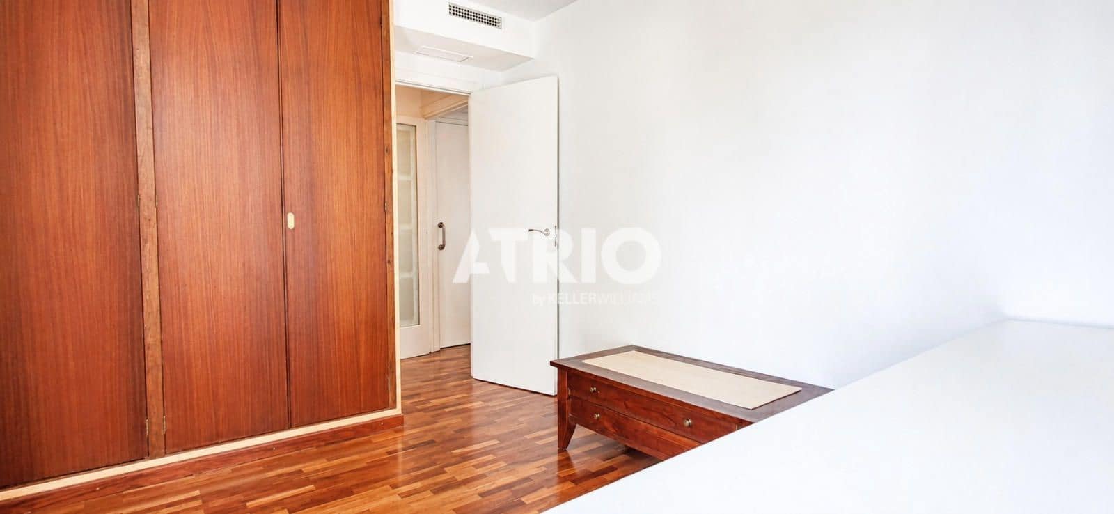4 bedroom Flat for sale in Palma de Mallorca - € 540,000 (Ref: 9989393)