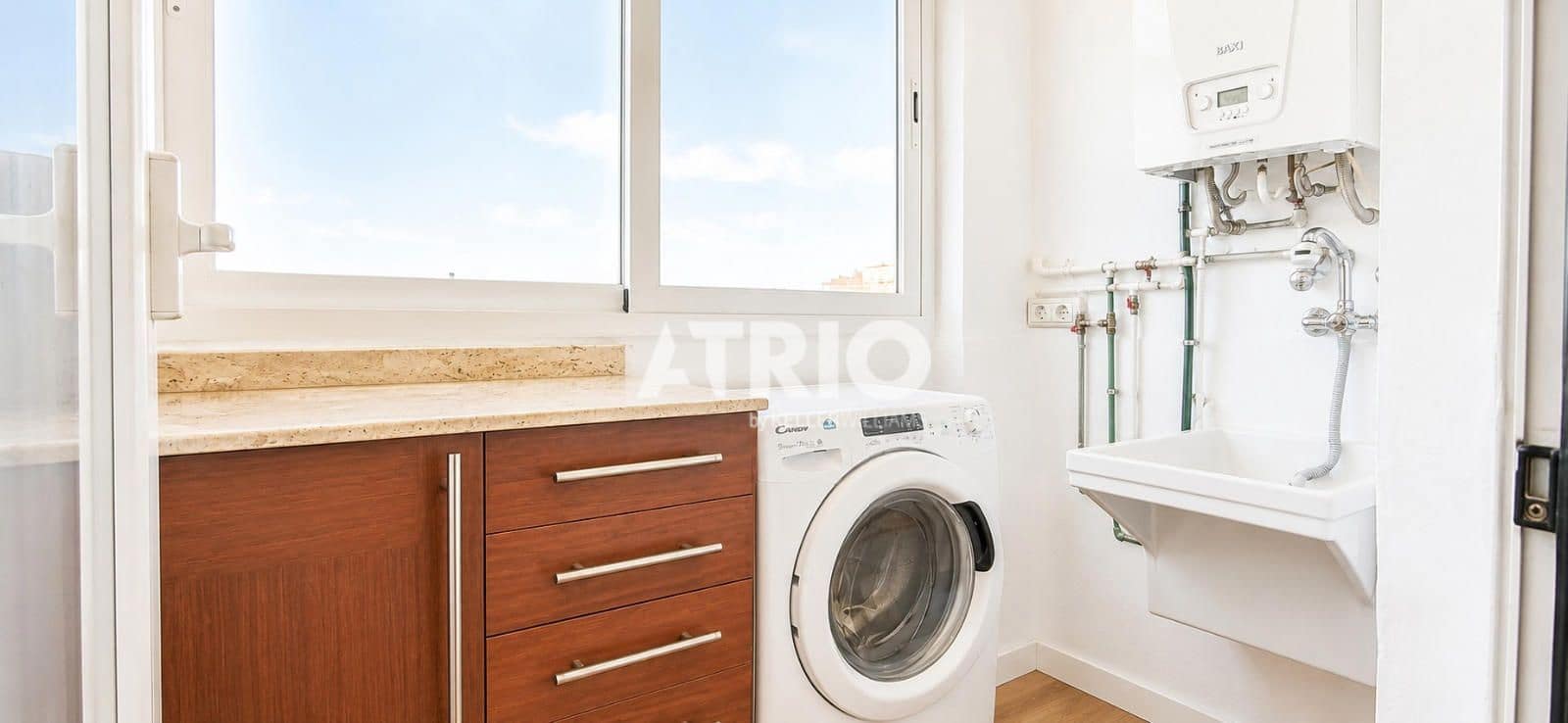 4 bedroom Flat for sale in Palma de Mallorca - € 540,000 (Ref: 9989393)