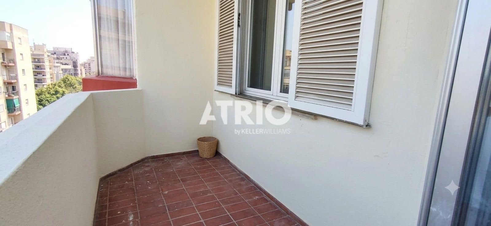 4 bedroom Flat for sale in Palma de Mallorca - € 540,000 (Ref: 9989393)