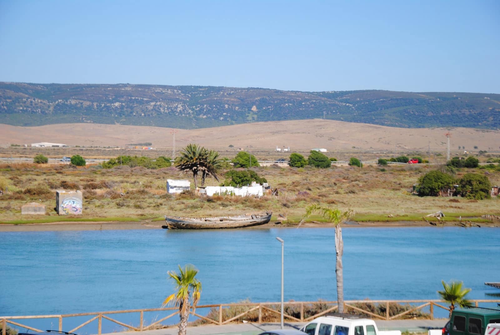 2 bedroom Townhouse for sale in Barbate - € 295,000 (Ref: 6229016)