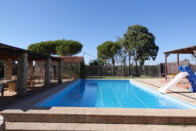5 quarto Quinta/Casa Rural para venda em Benalup com piscina garagem - 525 000 € (Ref: 7712040)