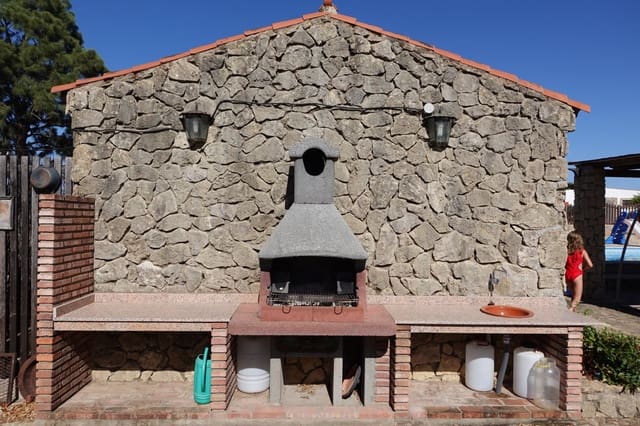 5 quarto Quinta/Casa Rural para venda em Benalup com piscina garagem - 525 000 € (Ref: 7712040)