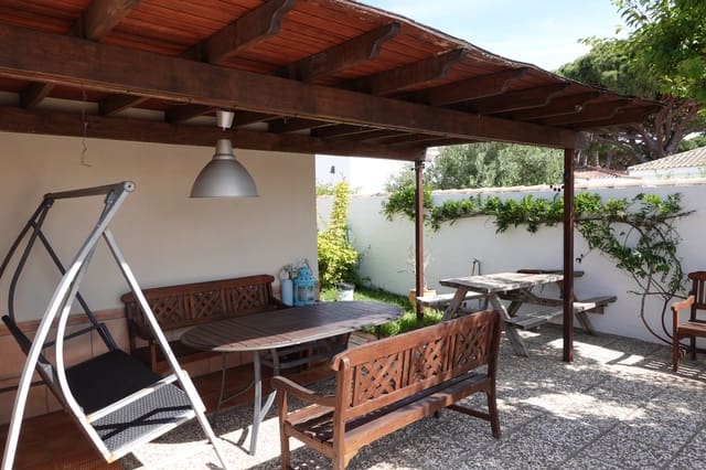 3 soveværelse Villa til salg i Chiclana de la Frontera med swimmingpool garage - € 435.000 (Ref: 8326685)