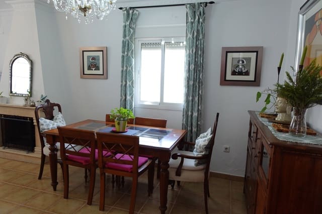 3 sovrum Villa till salu i Chiclana de la Frontera med pool garage - 435 000 € (Ref: 8326685)