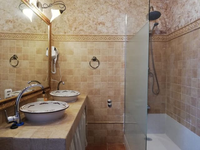 13 soveværelse Villa til salg i Chiclana de la Frontera med swimmingpool garage - € 580.000 (Ref: 8469056)