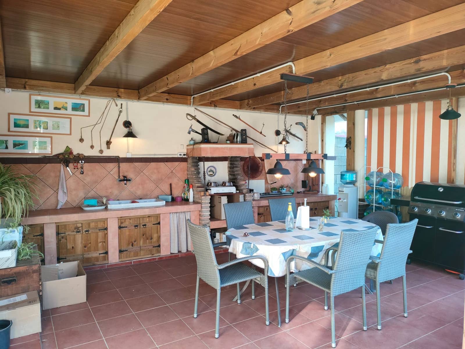 4 bedroom Villa for sale in La Barrosa with pool garage - € 450,000 (Ref: 8754813)