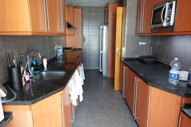 2 bedroom Villa for sale in Chiclana de la Frontera with pool garage - € 174,000 (Ref: 8803847)