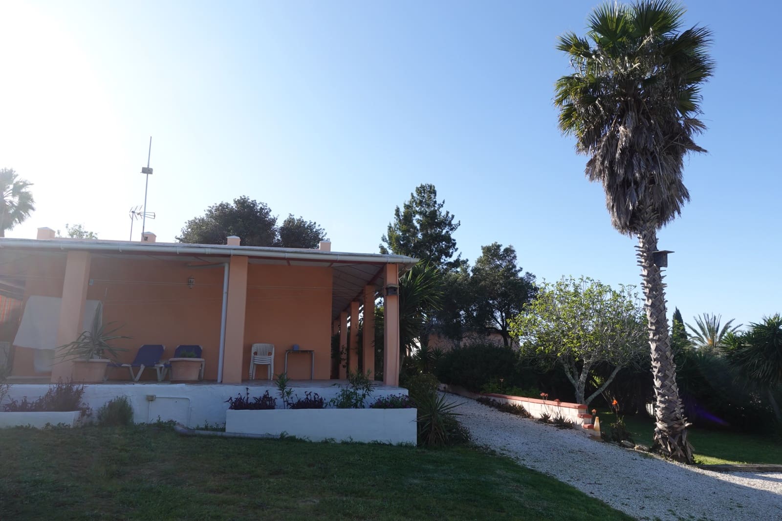 4 soveværelse Finca/Landehus til salg i Chiclana de la Frontera med garage - € 270.000 (Ref: 8912038)