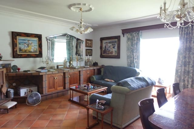 5 makuuhuone Huvila myytävänä paikassa Chiclana de la Frontera mukana 
autotalli - 420 000 € (Ref: 8969408)