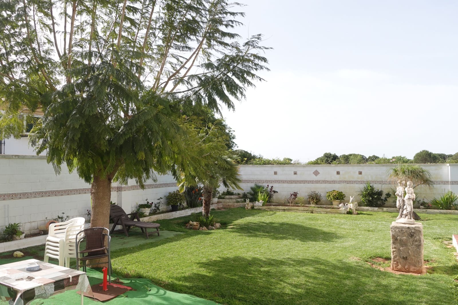 5 soveværelse Villa til salg i Chiclana de la Frontera med garage - € 420.000 (Ref: 8969408)