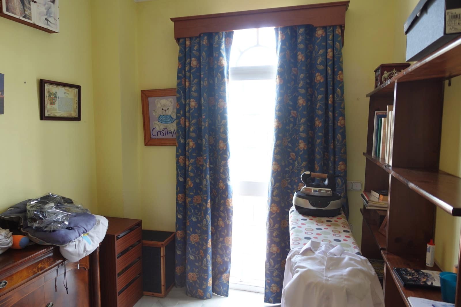 5 bedroom Villa for sale in Chiclana de la Frontera with garage - € 390,000 (Ref: 8969408)