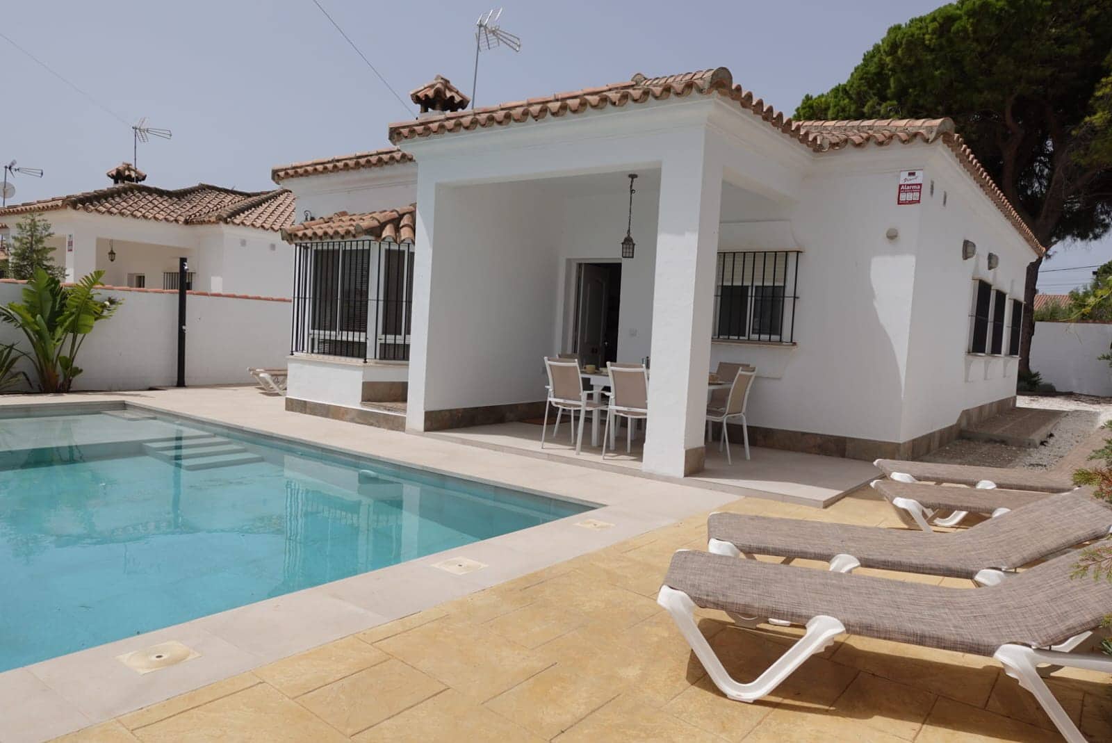 6 soveværelse Villa til salg i Chiclana de la Frontera med swimmingpool garage - € 469.000 (Ref: 9164468)