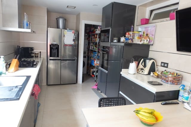 4 soverom Villa til salgs i El Puerto de Santa María med svømmebasseng garasje - € 690 000 (Ref: 9273050)