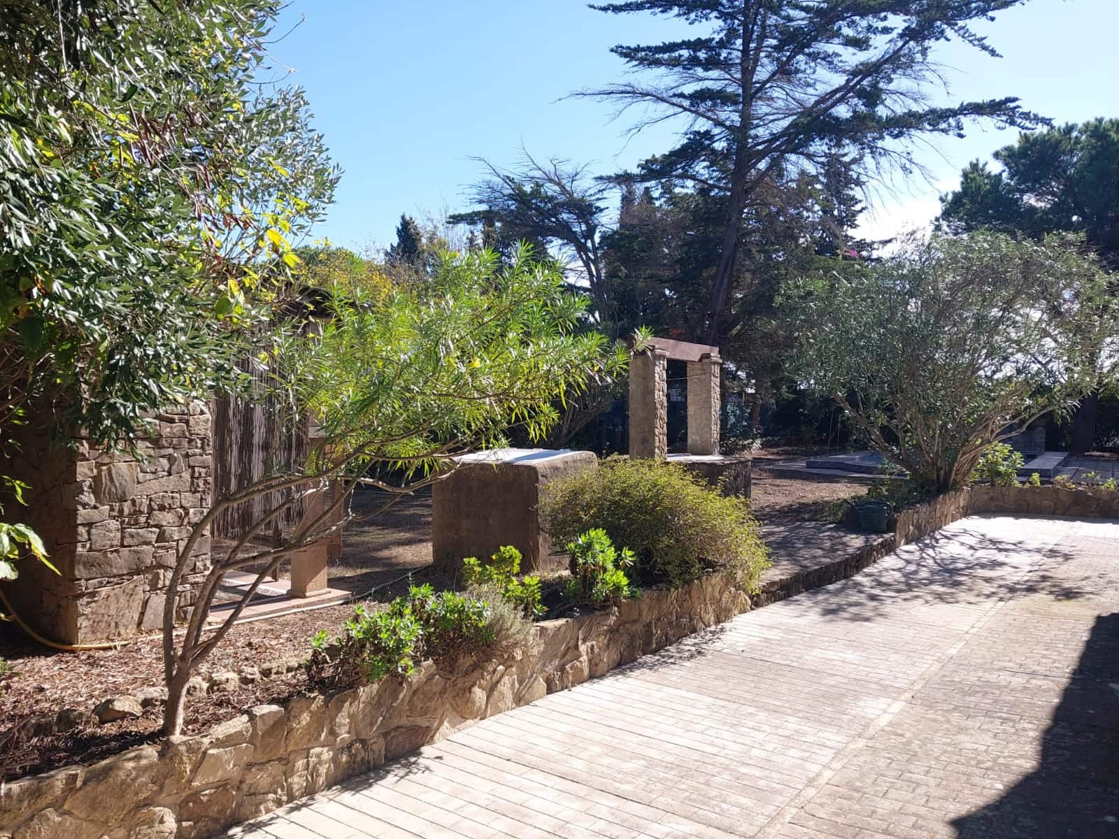 2 bedroom Finca/Country House for sale in Chiclana de la Frontera with pool garage - € 225,000 (Ref: 9378370)