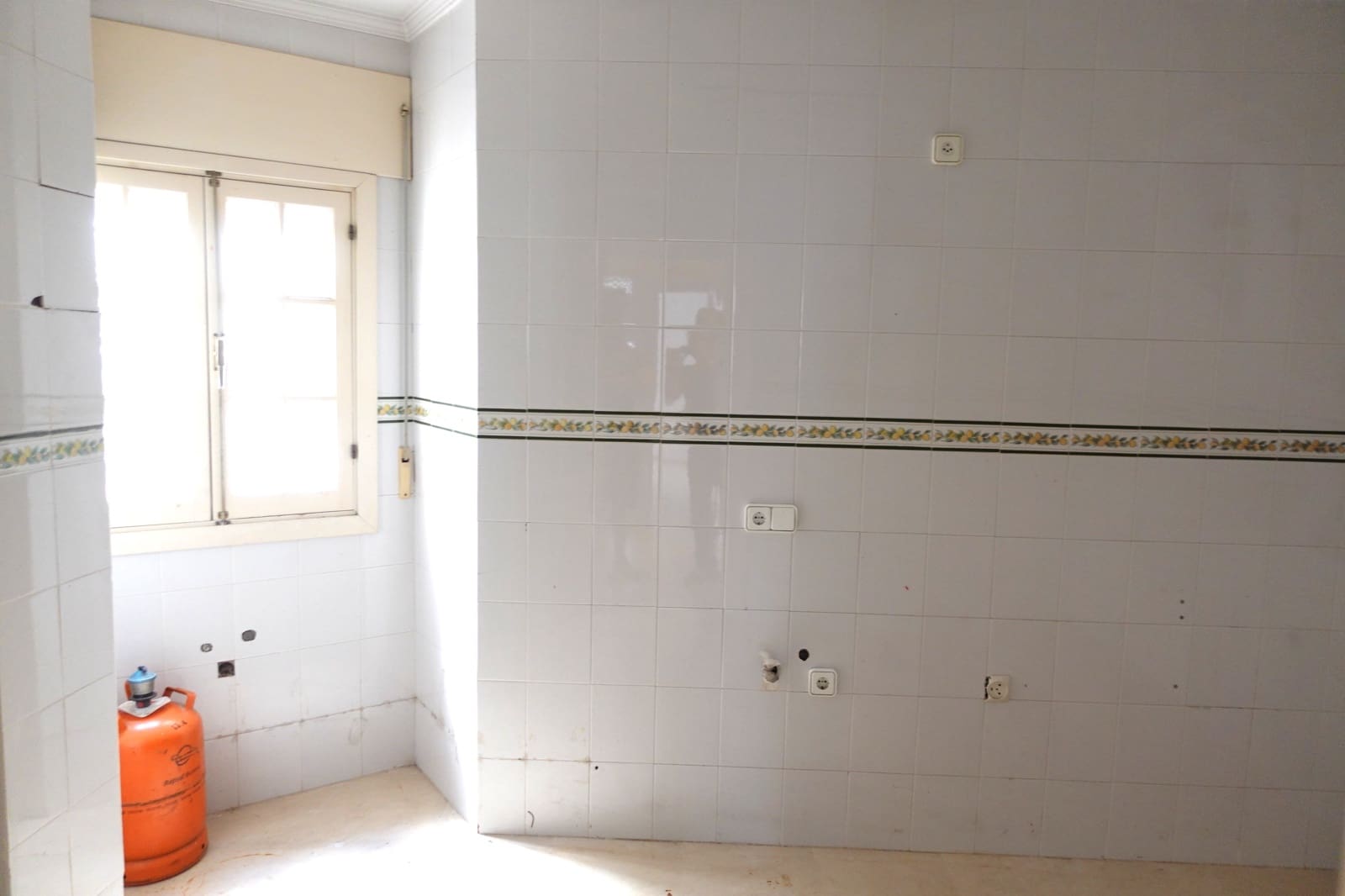 4 sovrum Lägenhet till salu i Chiclana de la Frontera med garage - 199 000 € (Ref: 9379658)