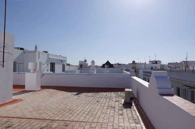 4 soverom Leilighet til salgs i Chiclana de la Frontera med garasje - € 199 000 (Ref: 9379658)