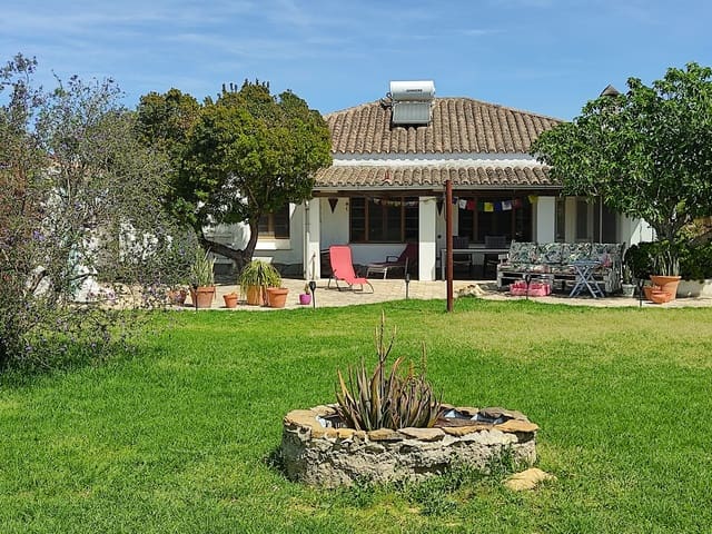 4 soverom Finca/Herregård til salgs i Chiclana de la Frontera med svømmebasseng garasje - € 348 000 (Ref: 9565862)