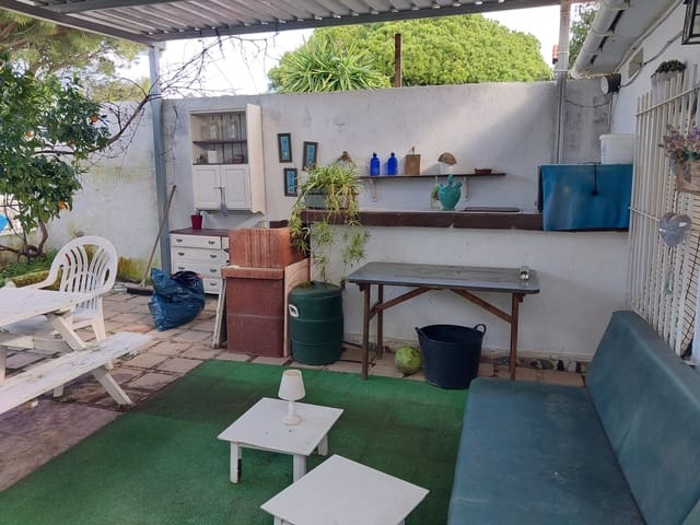 3 makuuhuone Maalaistalo myytävänä paikassa Chiclana de la Frontera mukana uima-altaan 
autotalli - 199 000 € (Ref: 9588439)