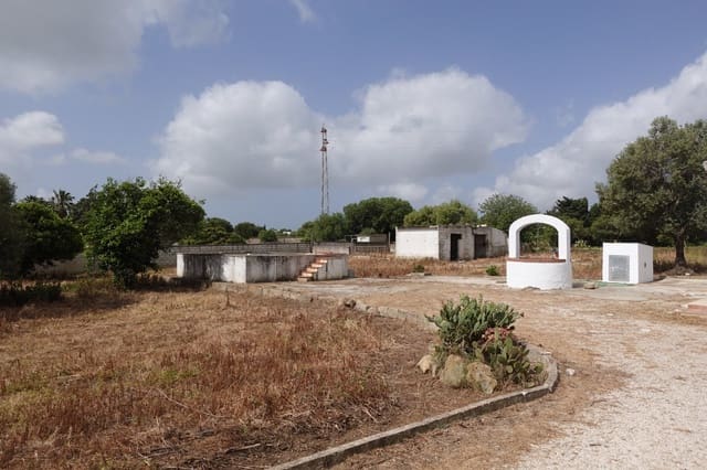 3 soveværelse Finca/Landehus til salg i Chiclana de la Frontera med swimmingpool garage - € 240.000 (Ref: 9805399)