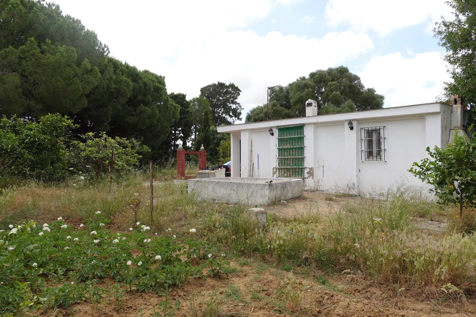 2 bedroom Finca/Country House for sale in Chiclana de la Frontera with garage - € 208,000 (Ref: 9848069)