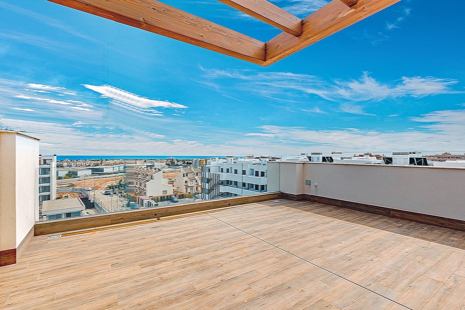 Beach Apartment for sale in Orihuela Costa with pool garage - € 229,800 (Ref: 7508337)