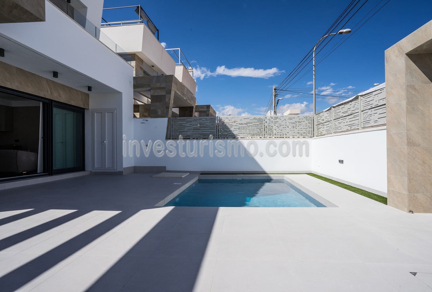 3 soverom Villa til salgs i Orihuela Costa med svømmebasseng garasje - € 365 000 (Ref: 7722057)