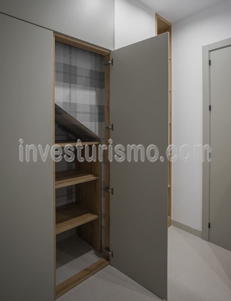 3 soverom Villa til salgs i Orihuela Costa med svømmebasseng garasje - € 365 000 (Ref: 7722057)