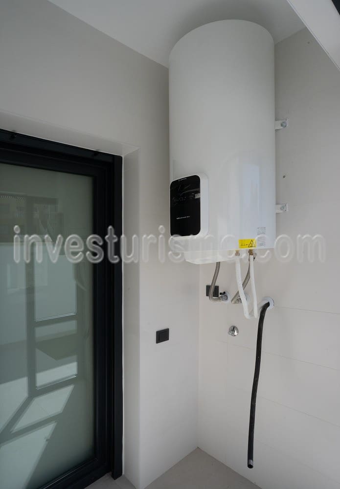 3 soverom Villa til salgs i Orihuela Costa med svømmebasseng garasje - € 365 000 (Ref: 7722057)