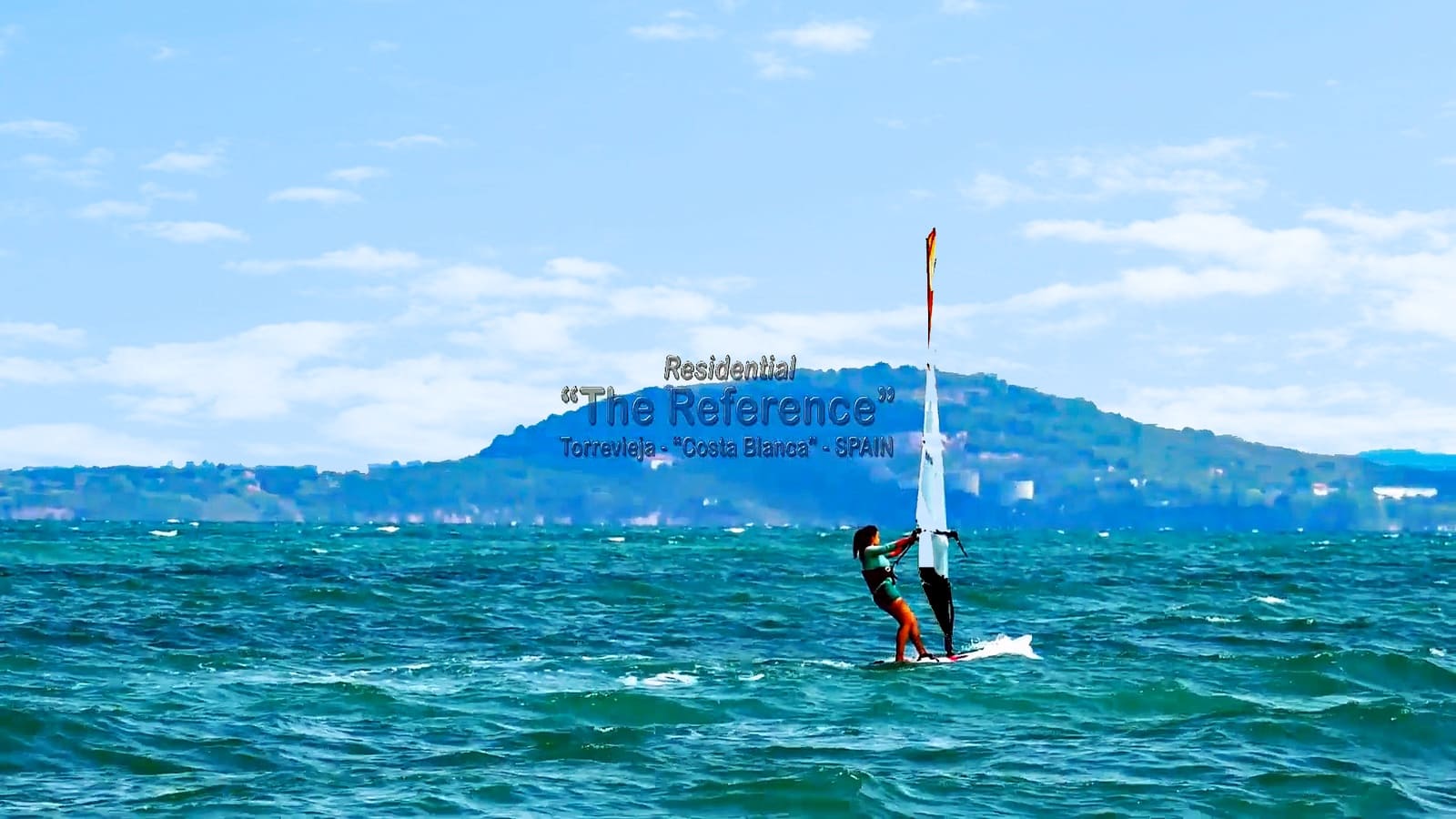 1 soveværelse Strandlejlighed til salg i Torrevieja med swimmingpool - € 209.350 (Ref: 8527809)