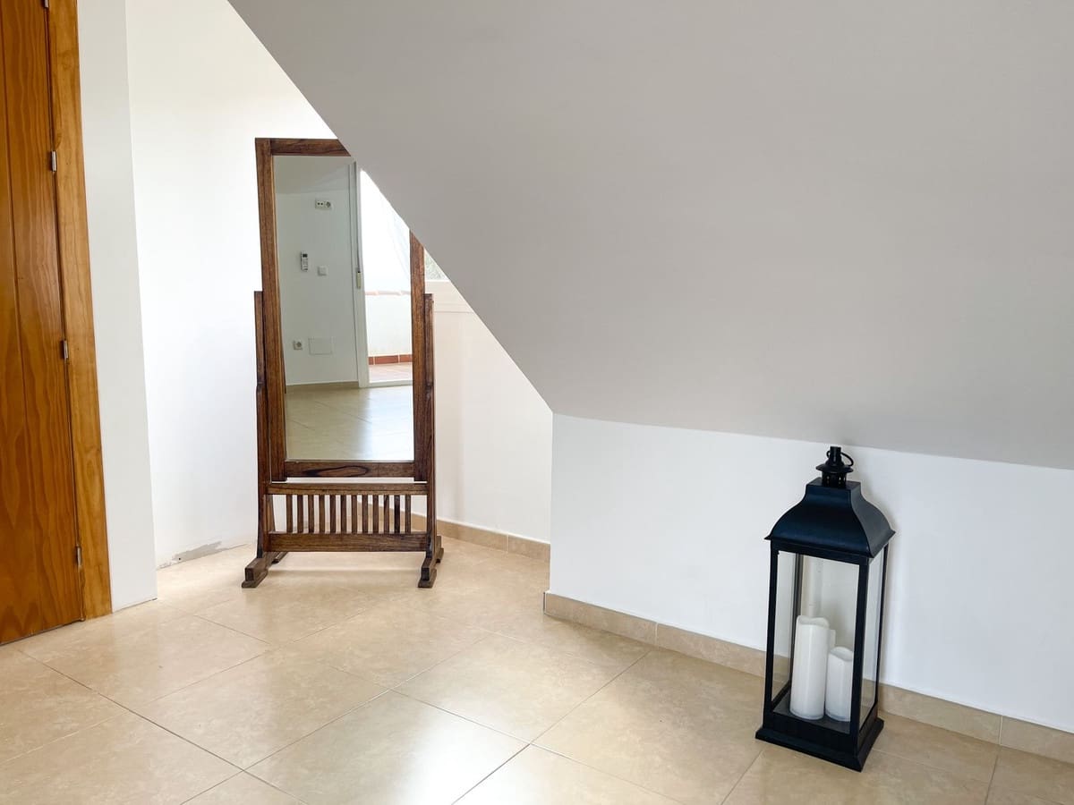 3 soveværelse Semi-Rækkehus til salg i Benalmadena med swimmingpool garage - € 830.000 (Ref: 9640508)