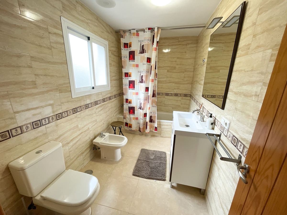 3 soveværelse Semi-Rækkehus til salg i Benalmadena med swimmingpool garage - € 830.000 (Ref: 9640508)