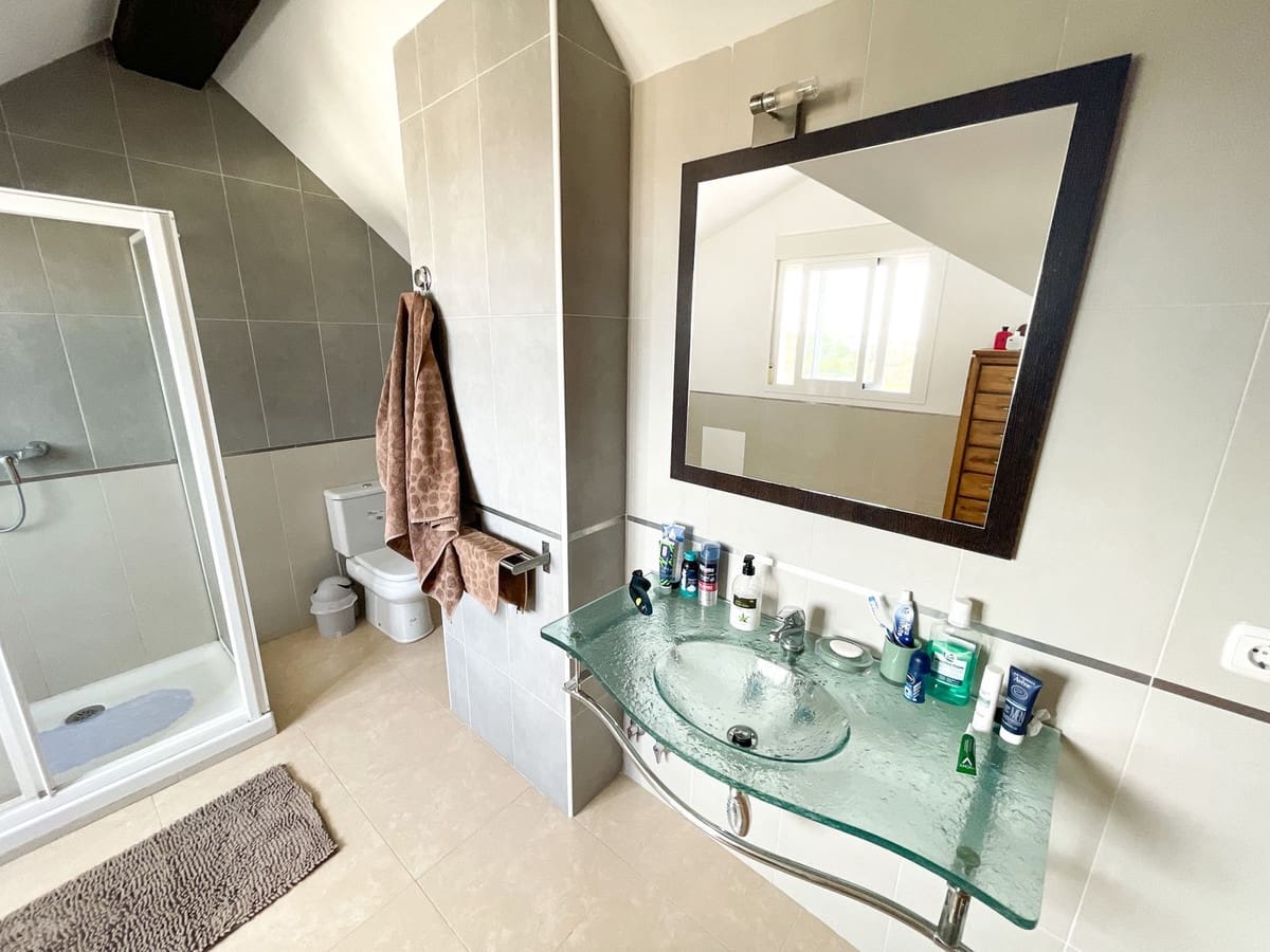 3 soveværelse Semi-Rækkehus til salg i Benalmadena med swimmingpool garage - € 830.000 (Ref: 9640508)