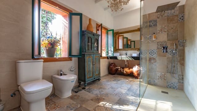 6 sypialnia Willa na sprzedaż w Torremolinos z basenem - 1 200 000 € (Ref: 9640509)