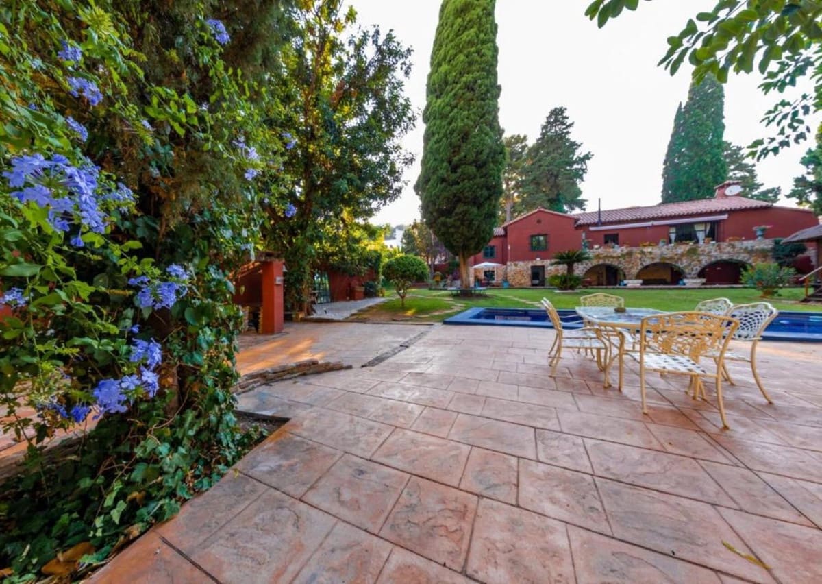 6 sypialnia Willa na sprzedaż w Torremolinos z basenem - 1 200 000 € (Ref: 9640509)