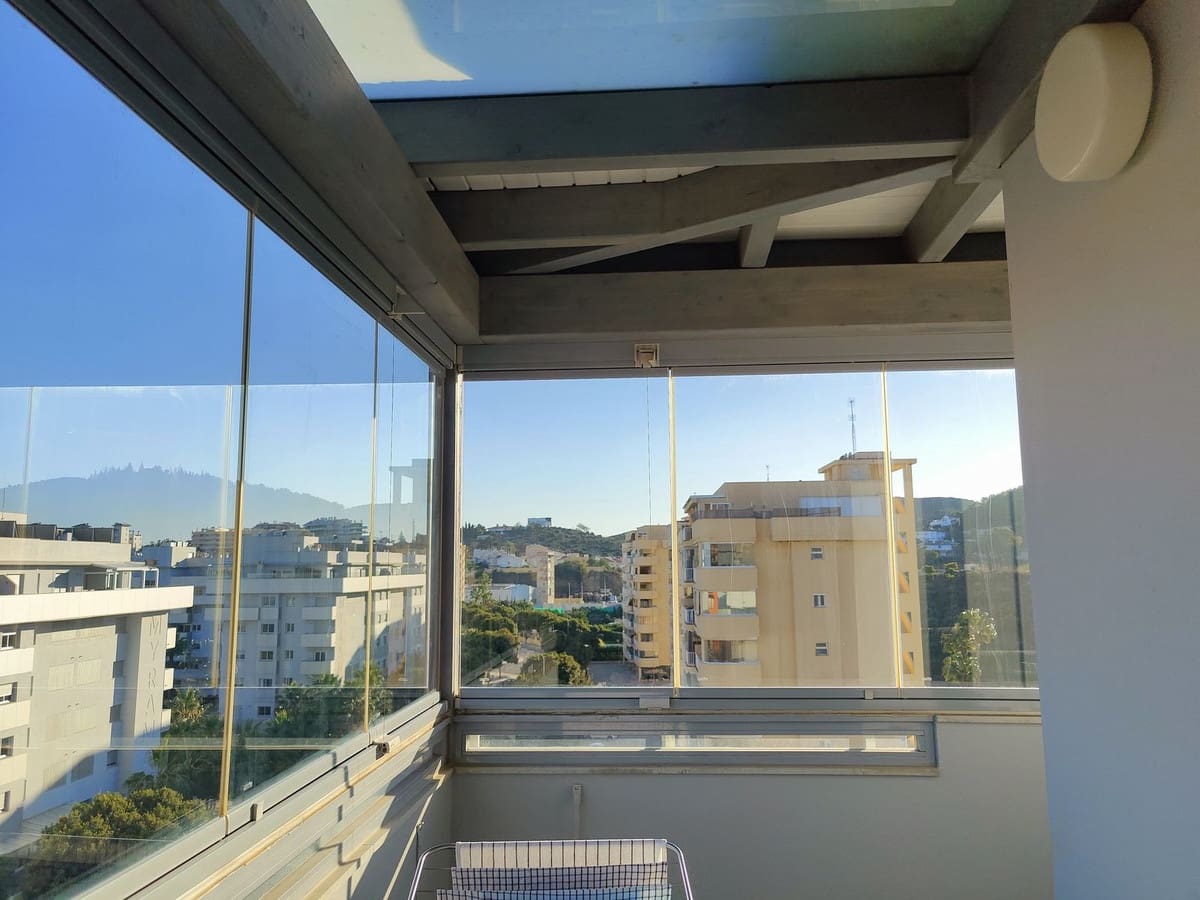 2 quarto Penthouse para arrendar em Fuengirola com piscina garagem - 1 450 € (Ref: 9640513)