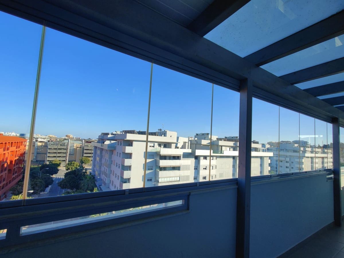 2 quarto Penthouse para arrendar em Fuengirola com piscina garagem - 1 450 € (Ref: 9640513)