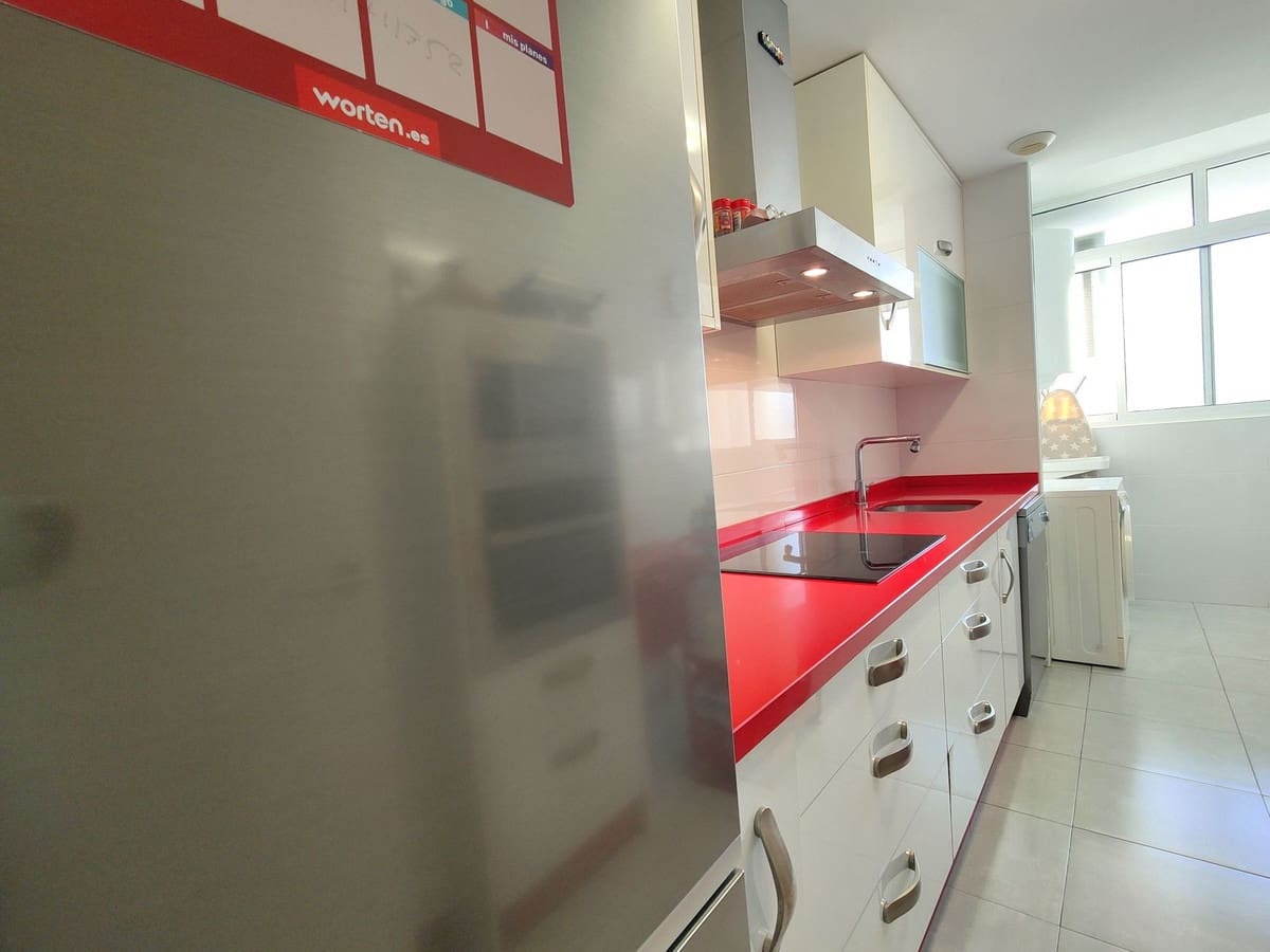 2 quarto Penthouse para arrendar em Fuengirola com piscina garagem - 1 450 € (Ref: 9640513)