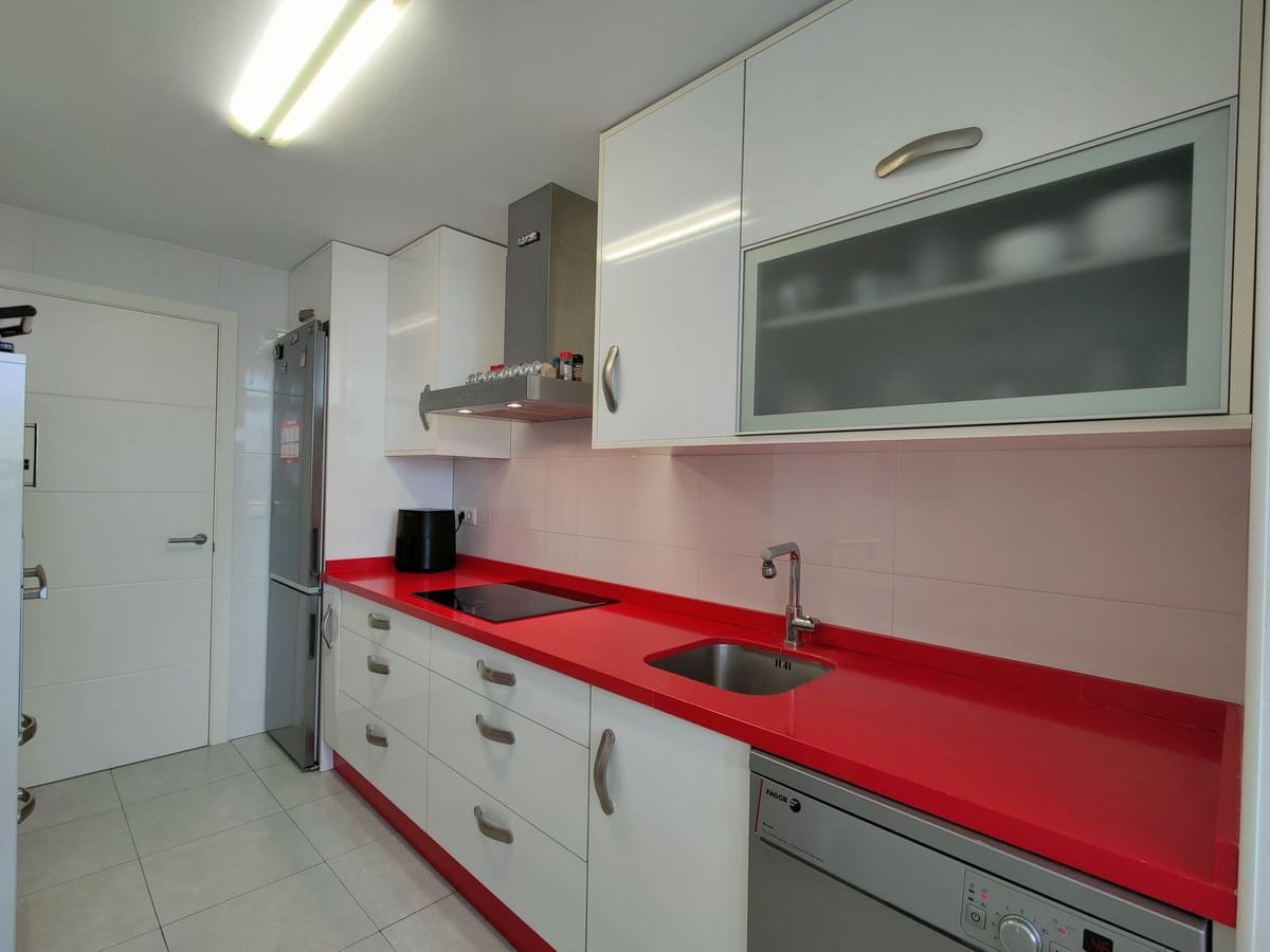 2 quarto Penthouse para arrendar em Fuengirola com piscina garagem - 1 450 € (Ref: 9640513)