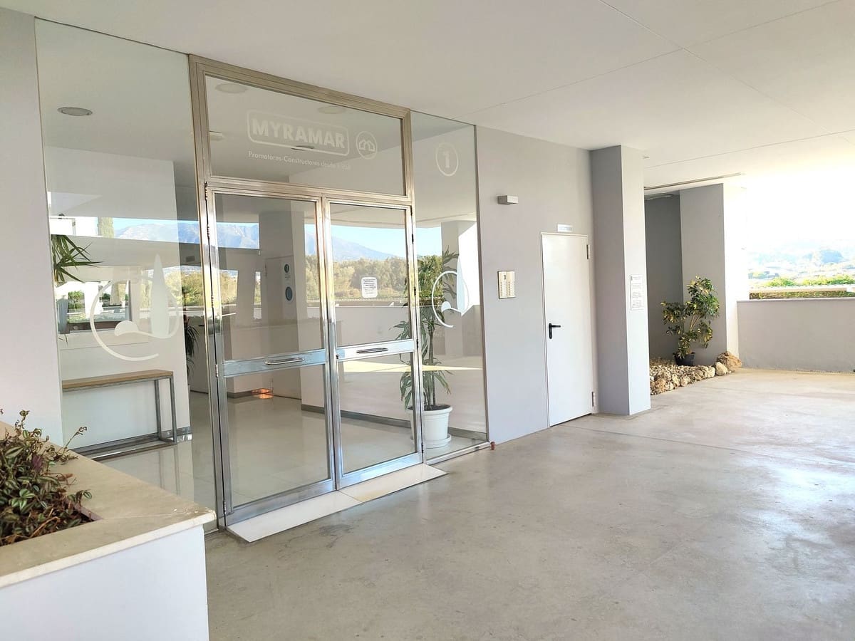 2 quarto Penthouse para arrendar em Fuengirola com piscina garagem - 1 450 € (Ref: 9640513)