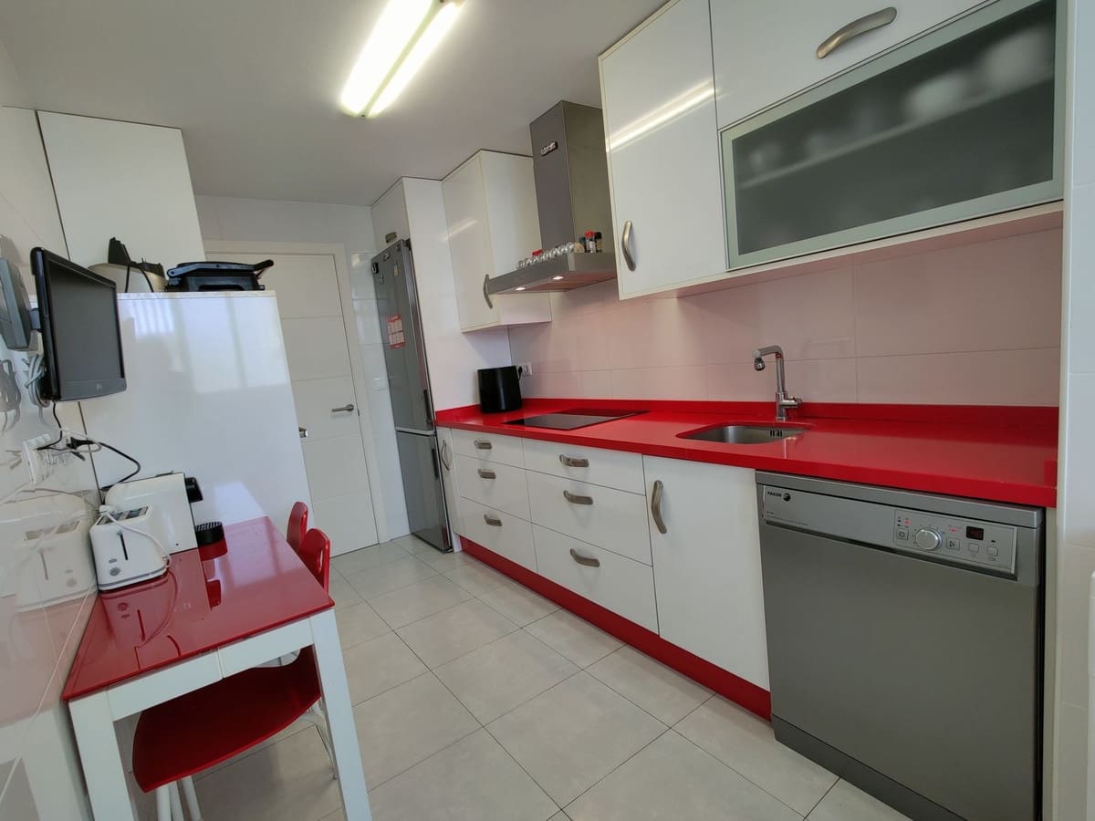 2 quarto Penthouse para arrendar em Fuengirola com piscina garagem - 1 450 € (Ref: 9640513)