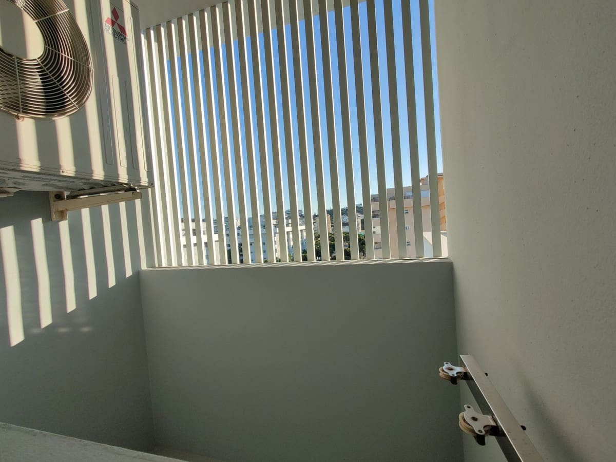 2 quarto Penthouse para arrendar em Fuengirola com piscina garagem - 1 450 € (Ref: 9640513)