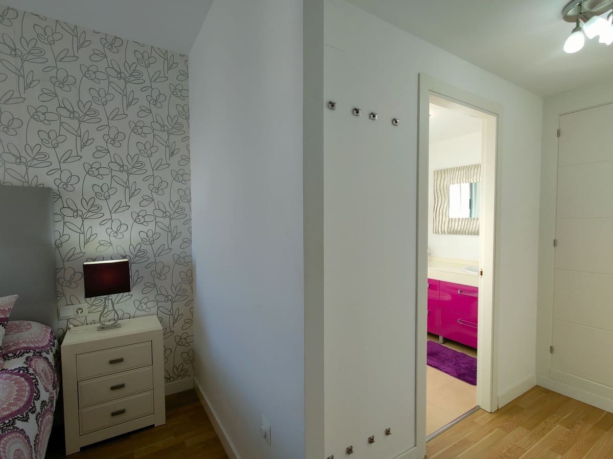 2 quarto Penthouse para arrendar em Fuengirola com piscina garagem - 1 450 € (Ref: 9640513)