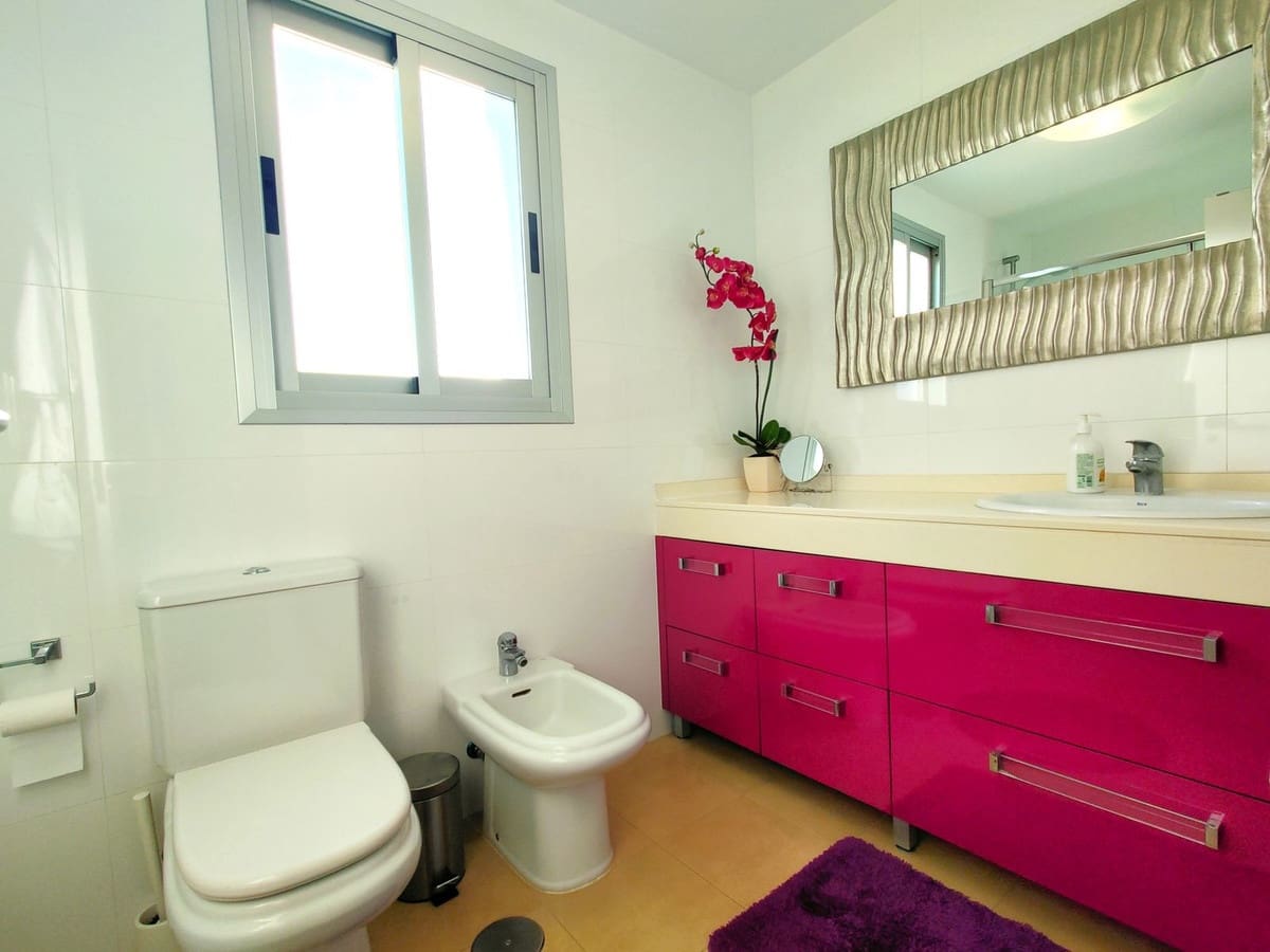 2 quarto Penthouse para arrendar em Fuengirola com piscina garagem - 1 450 € (Ref: 9640513)