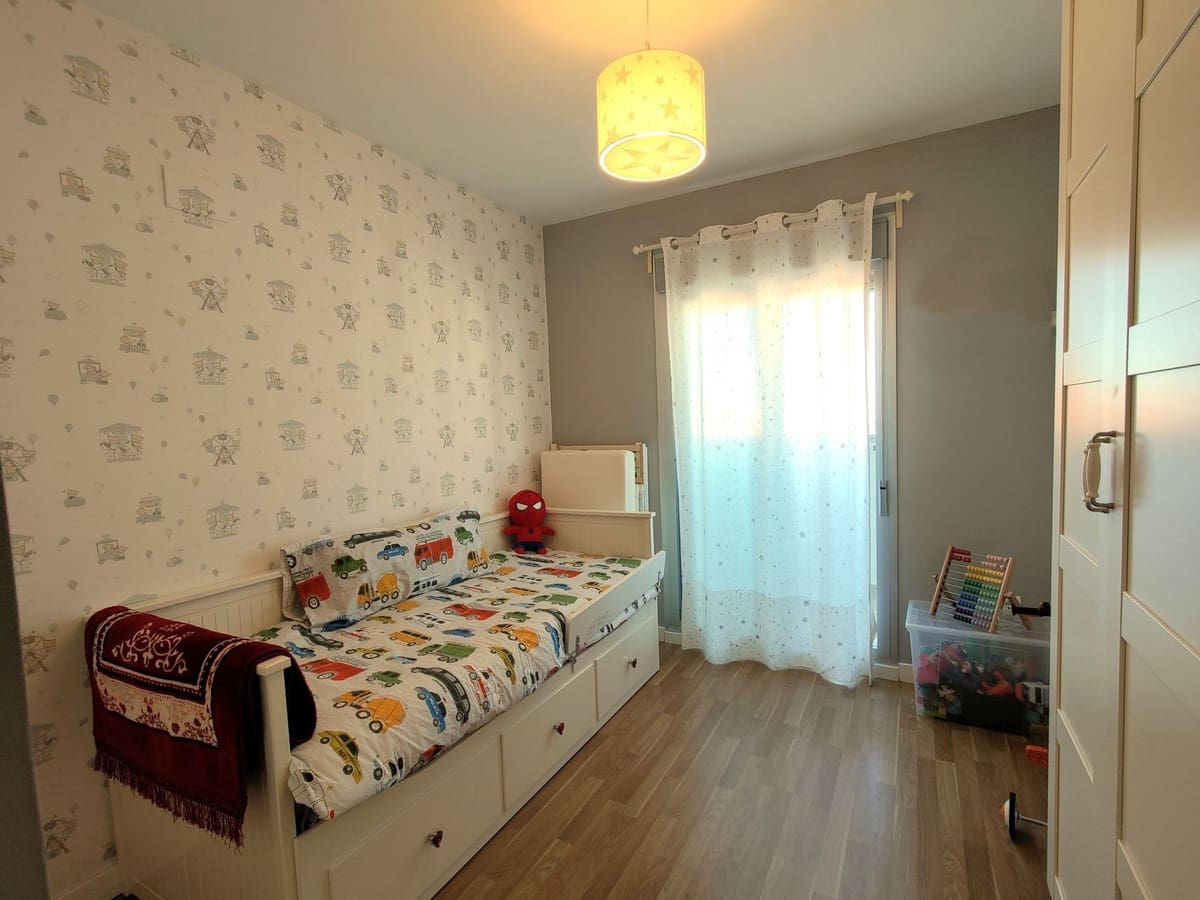 2 quarto Penthouse para arrendar em Fuengirola com piscina garagem - 1 450 € (Ref: 9640513)