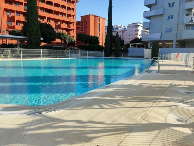 2 quarto Penthouse para arrendar em Fuengirola com piscina garagem - 1 450 € (Ref: 9640513)