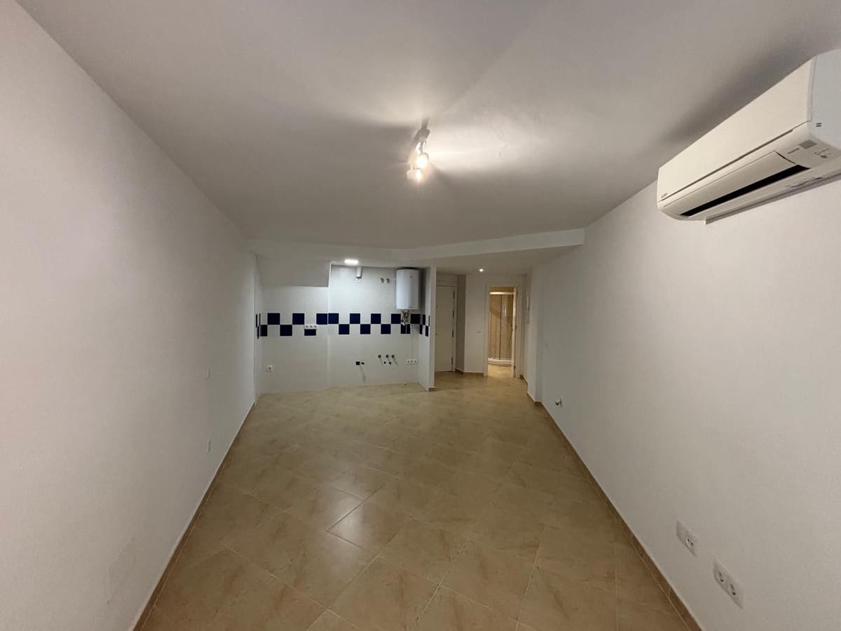 2 soveværelse Lejlighed til leje i Benalmadena med garage - € 1.100 (Ref: 9640514)