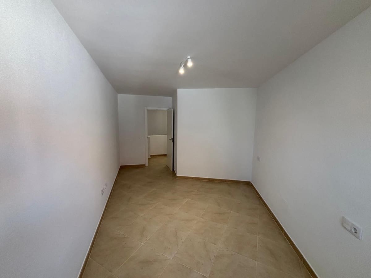 2 soveværelse Lejlighed til leje i Benalmadena med garage - € 1.100 (Ref: 9640514)