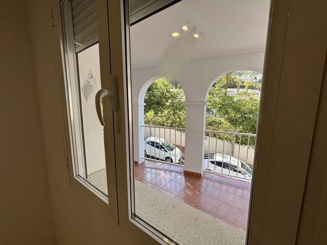 2 soveværelse Lejlighed til leje i Benalmádena pueblo, Benalmádena med garage - € 1.100 (Ref: 9640514)