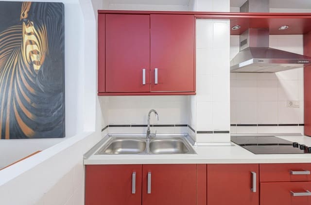 2 quarto Apartamento para arrendar em Rincón de la Victoria com garagem - 1 200 € (Ref: 9640515)